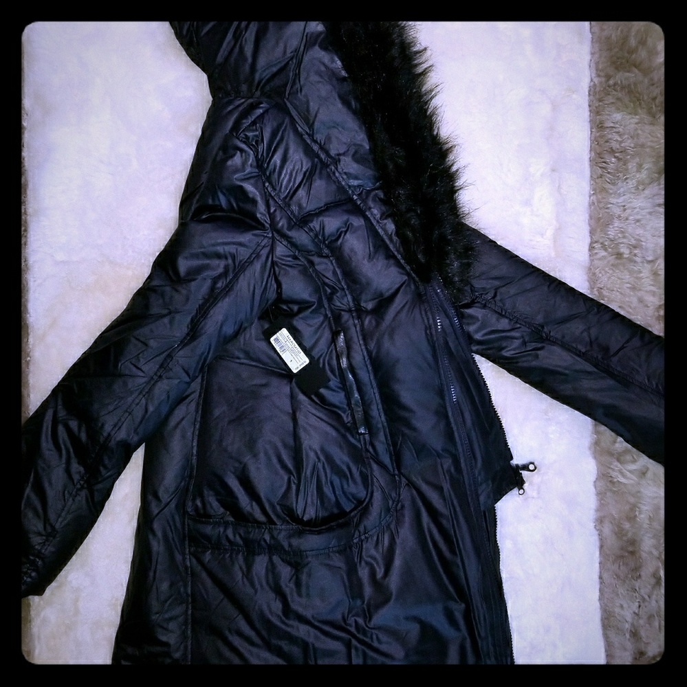 GUESS BY MARCIANO Jayde Down Puffer Coat JetBlack